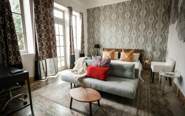 AmazINN Places Rooftop and Jacuzzi V