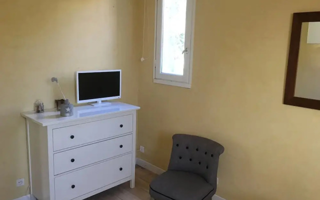 Chambres dHotes Des Tours A La Rochelle