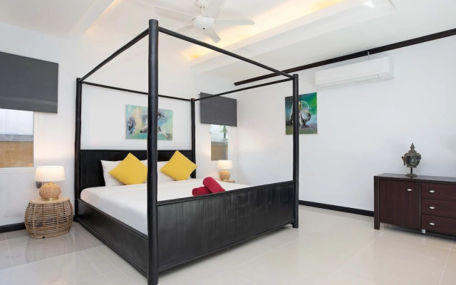 3BR Pool Villa Prima Near NaiHarn Beach