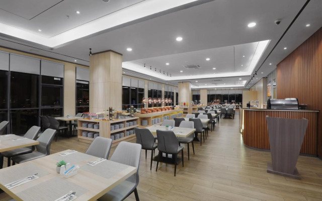 Harper Premier Nagoya Batam