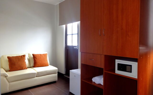 Hoteles Riviera Colonial