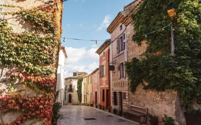 Château & Village Castigno - Wine Hotel & Resort