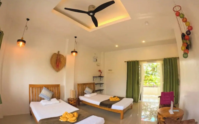 Divers Lodge Plumeria