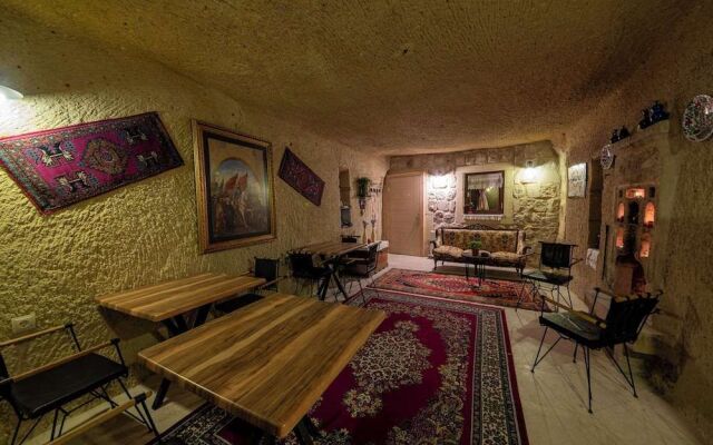 Shiraz Cave Cappadocia