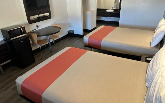 Motel 6 Globe, AZ