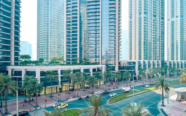 Elegant 3BR Apt. 4 Balconies in 29 Blvd