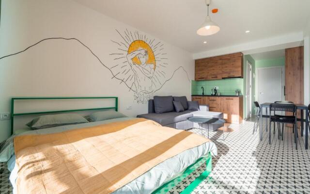Twin Apartments 1