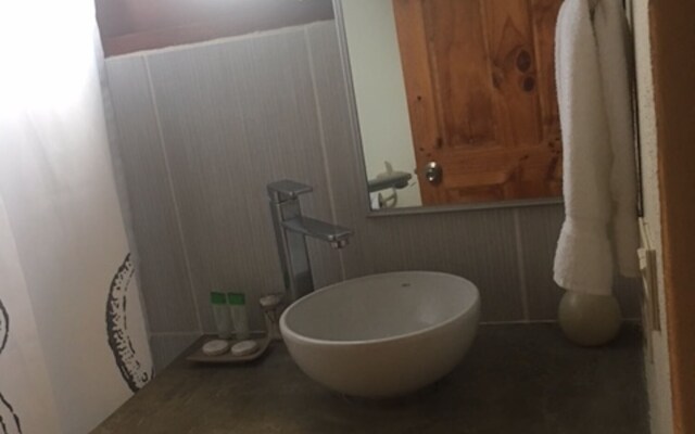 Ten North Tamarindo Beach Hotel