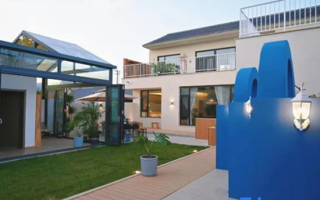 Qingyu Case Homestay