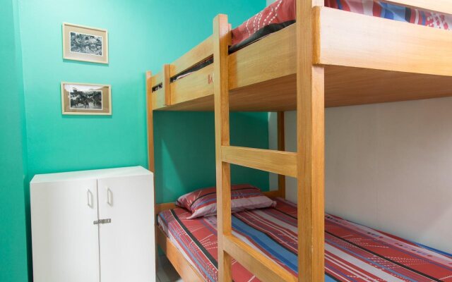 Lokal Hostel