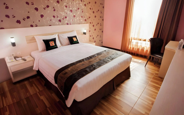 Grand Sovia Hotel