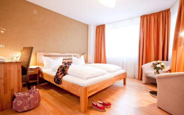 Hotel Restaurant zur Sonne St. Peter