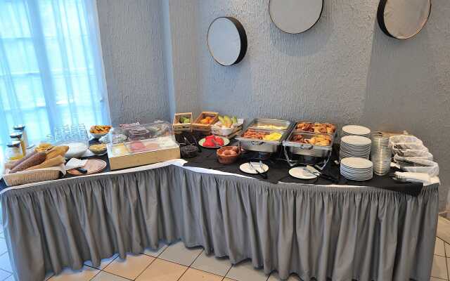 Anamar Skiathos Hotel