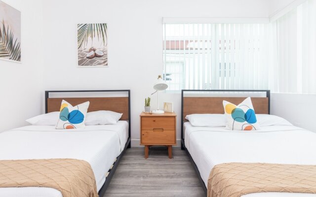 West Deco Boutique Apartments