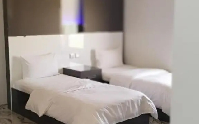 Marina Suhar Hotel