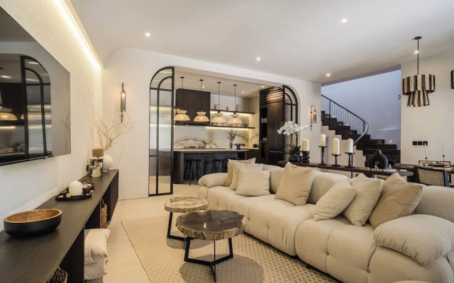 Villa Hampton I