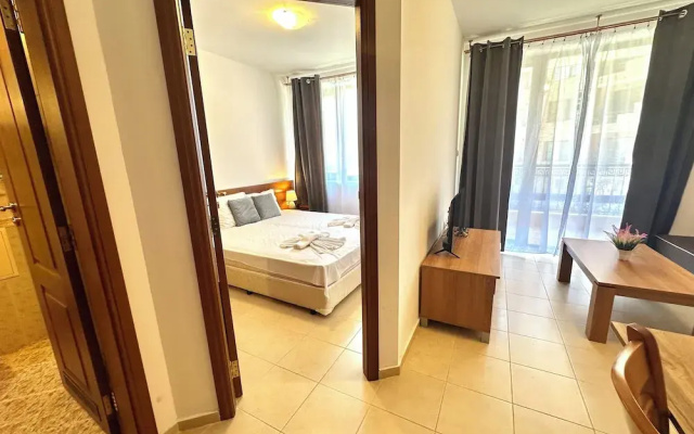 Efir 2 - Menada Apartments