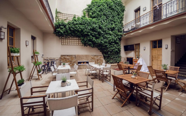City Residence Apartment Hotel