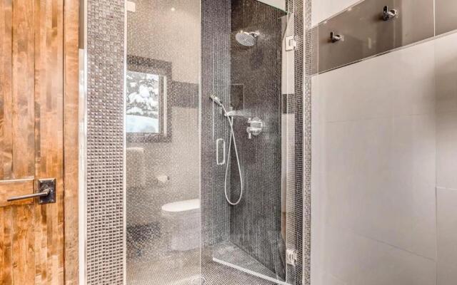 2030 Meadow Brook Lane Unit A