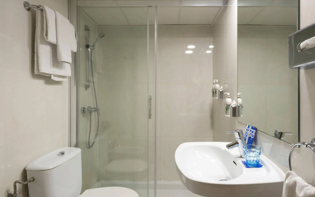 TRYP Ciudad de Alicante Hotel