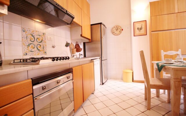 La Dolce Vita by Via Veneto 2BR Apt