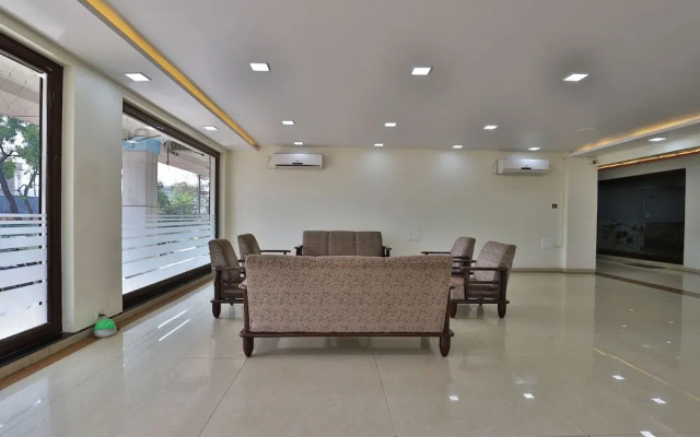Utkarsh Hotel by OYO Rooms