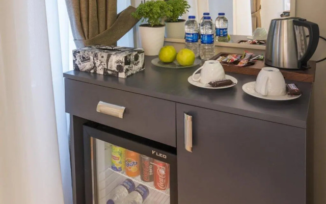 The Little House Hostel