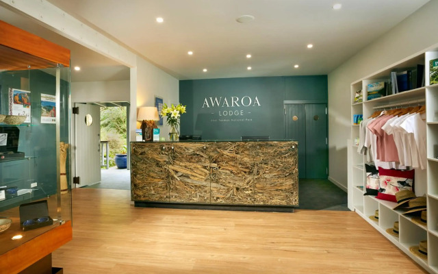 Awaroa Lodge