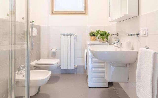 IseoLakeRental - Blondie House