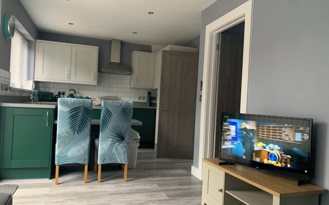 Impeccable 1-bed House in Aberdare