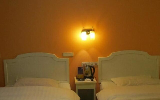 Yangshuo Romantic Hostel