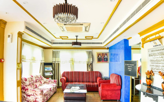 Marina Hotel