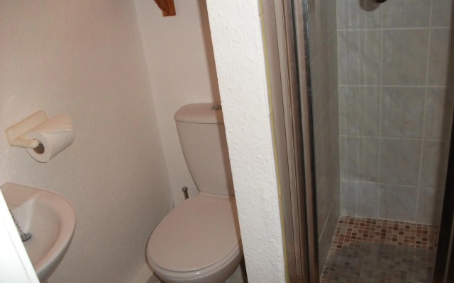 Lawnswood Holiday Apartments