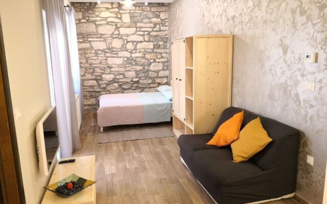 Mimoza Old Town Pula Apartments