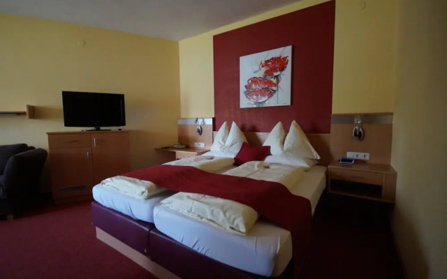 Strandhotel Schabus