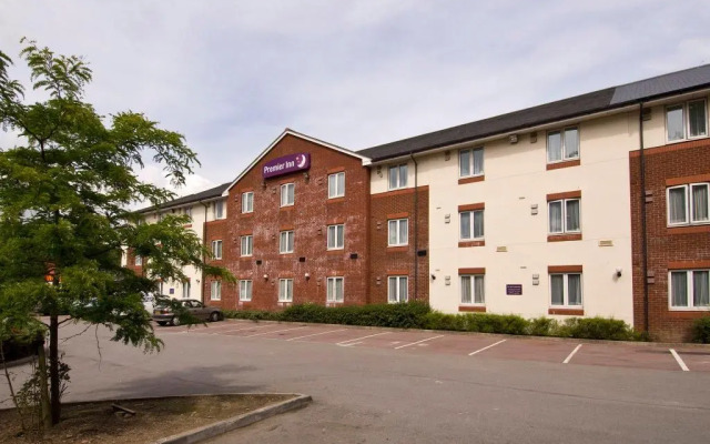 Premier Inn Newport Wales (M4, J24)
