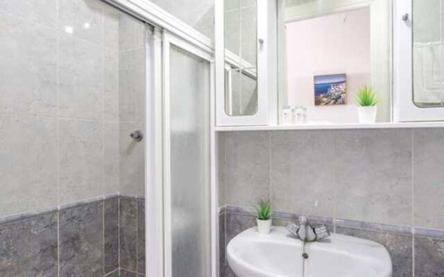 Apartment - 2 Bedrooms with Pool, WiFi and Sea views - 107869