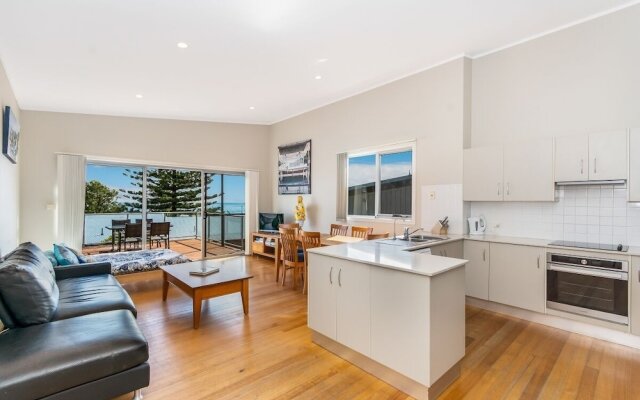 Angourie Blue Unit 2