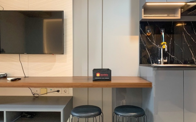 Modern And Comfort Design Studio Room At West Vista Apartment – Guest Rooms – Jakarta