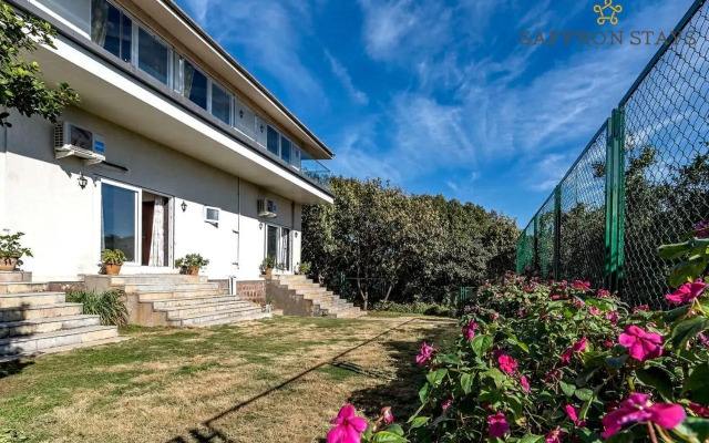 Saffronstays Horizon 360