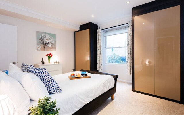 The Gloucester Terrace Nest - CB