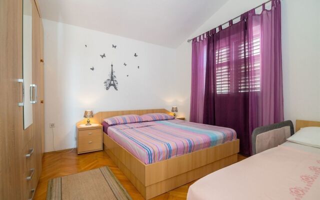 Apartments Tolj
