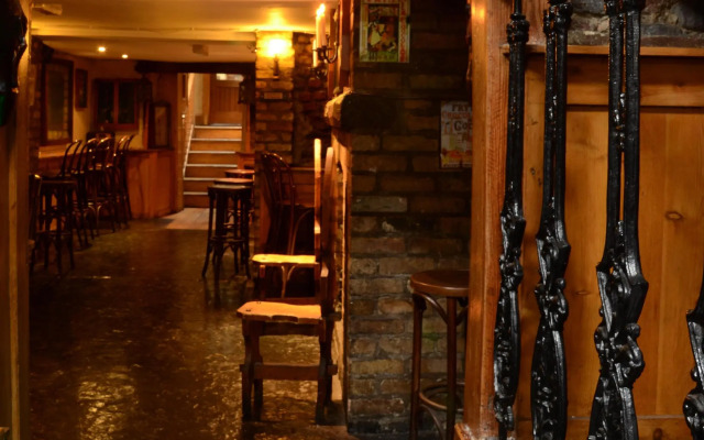 The Uppercross House Hotel
