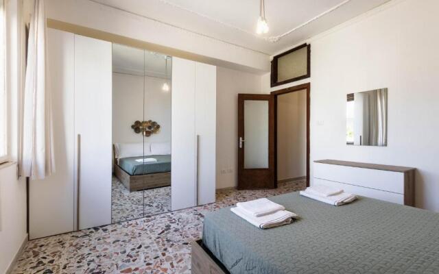 Trigona 4 Apartment