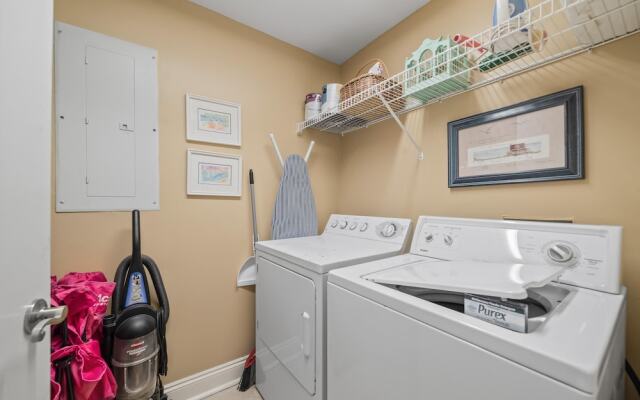 Beach Colony West 8A