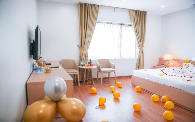 Long Anh Hotel