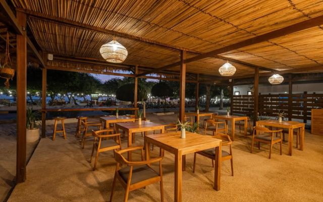 Gili Teak Resort