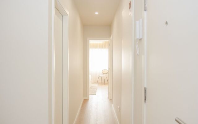 Liiiving in Porto-Uptown Pearl Apartment