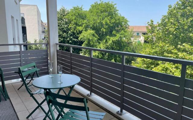 NICE 47 m with BALCONY near ARCACHON