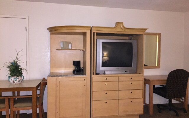 Parkway Inn